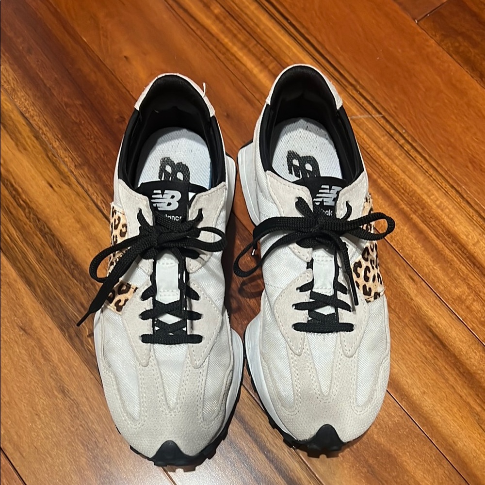New Balance 327 Leopard Women’s Sneakers